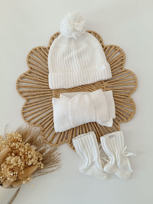 Bobble Hat | Pompom Knitted Hat | White